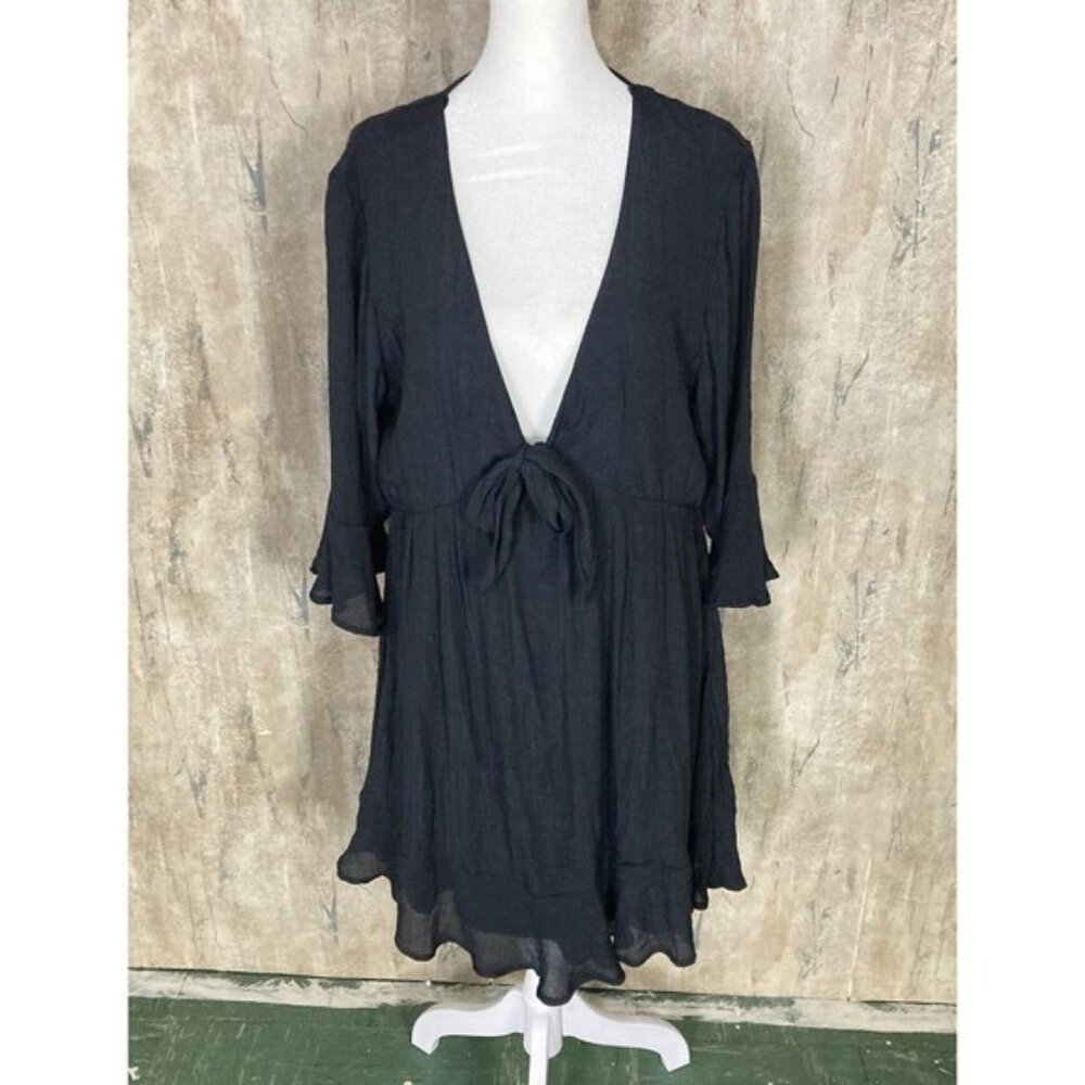 A Beautiful Soul Size 1X Black Peasant Mini Dress Bell Sleeve Low Cut Crepe EUC